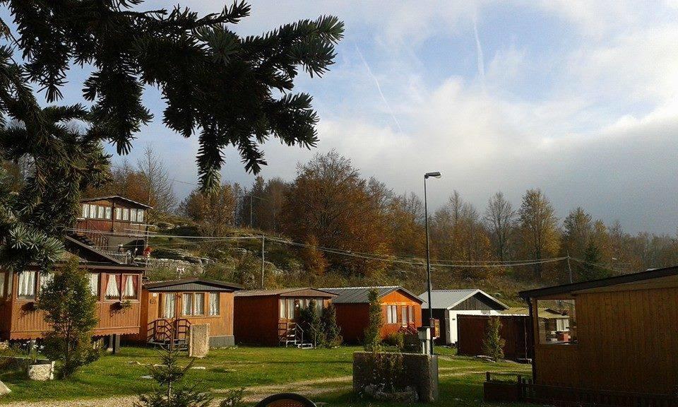 Campeggio Branchetto Hotel Bosco Chiesanuova Exterior foto
